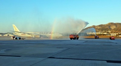 El vuelo inaugural Málaga - Baréin de Gulf Air aterriza en Málaga